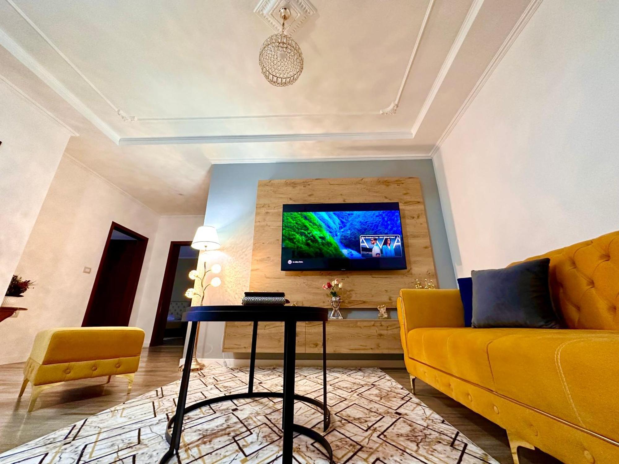 The Luxe Apartments Гірокастра Екстер'єр фото